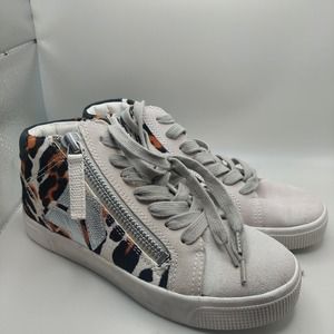 Dolce Vita Animal Print Sneakers Women's 6 NWOT